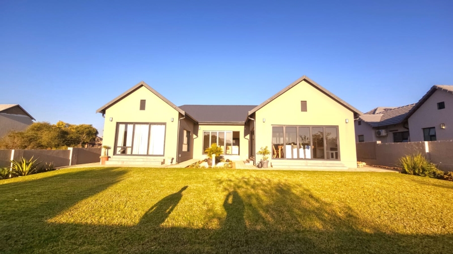 3 Bedroom Property for Sale in Meerhof North West